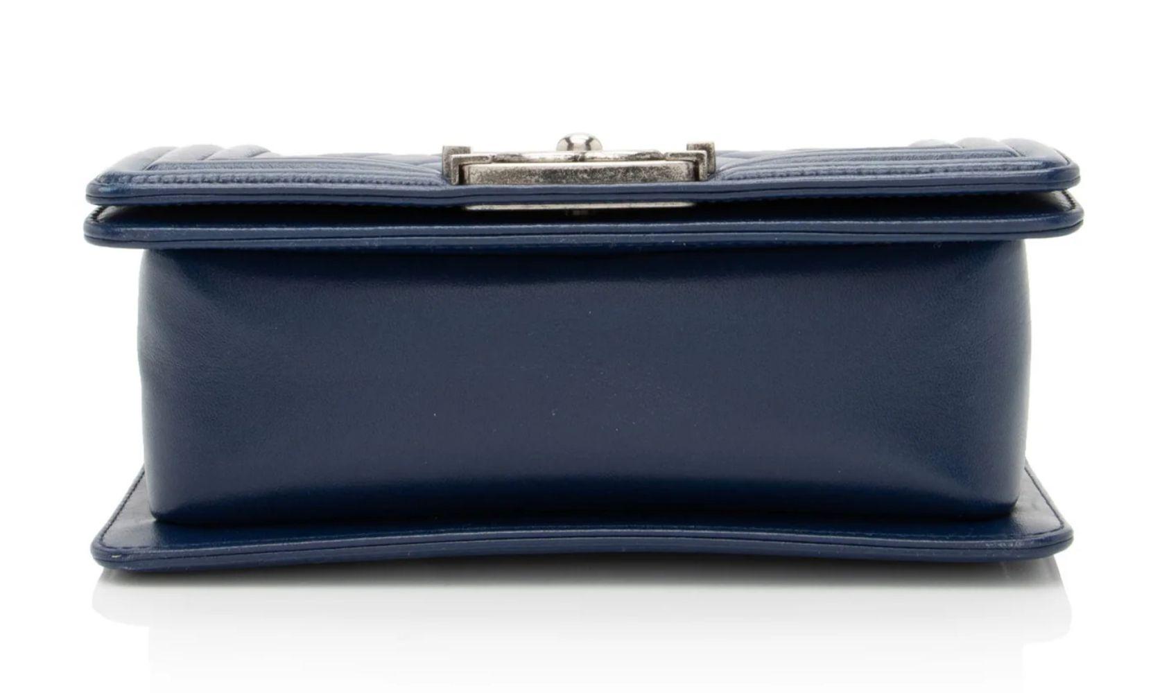 Refurbished Chanel Lambskin Small Boy Bag - Reebelo Ireland