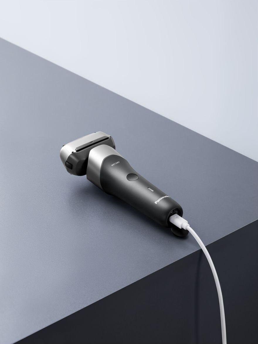 Refurbished Panasonic ES-RM3FXK541 3-Blade Electric Shaver - Reebelo Ireland