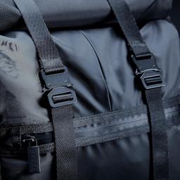 Refurbished Razer Recon 15-inch Rolltop Backpack - Reebelo Ireland