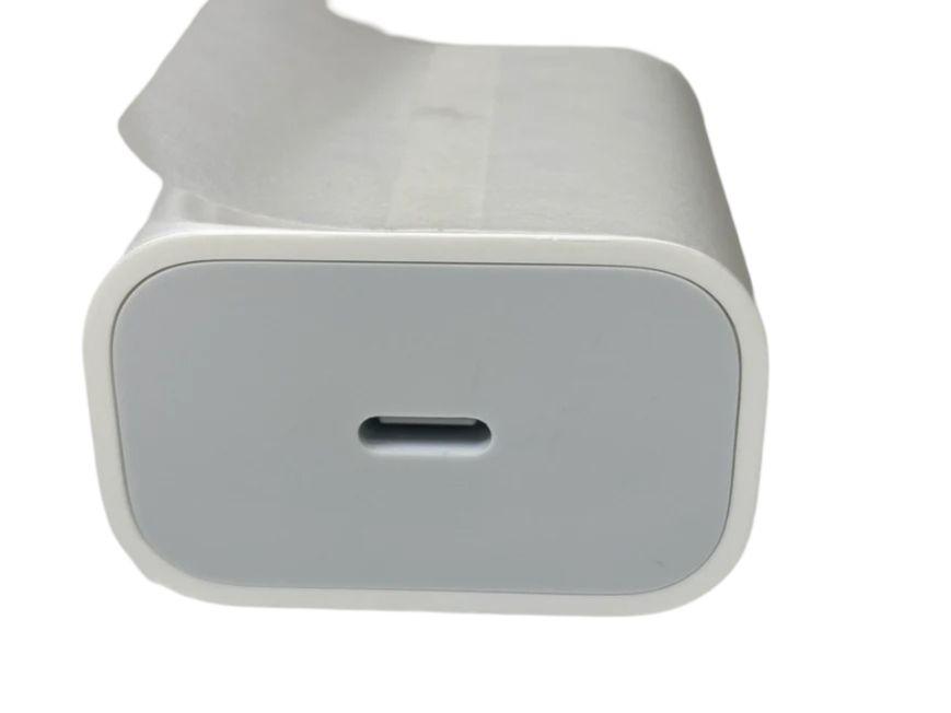 Refurbished Apple A1720 Travel Adapter (Bulk Packaging) - Reebelo Ireland
